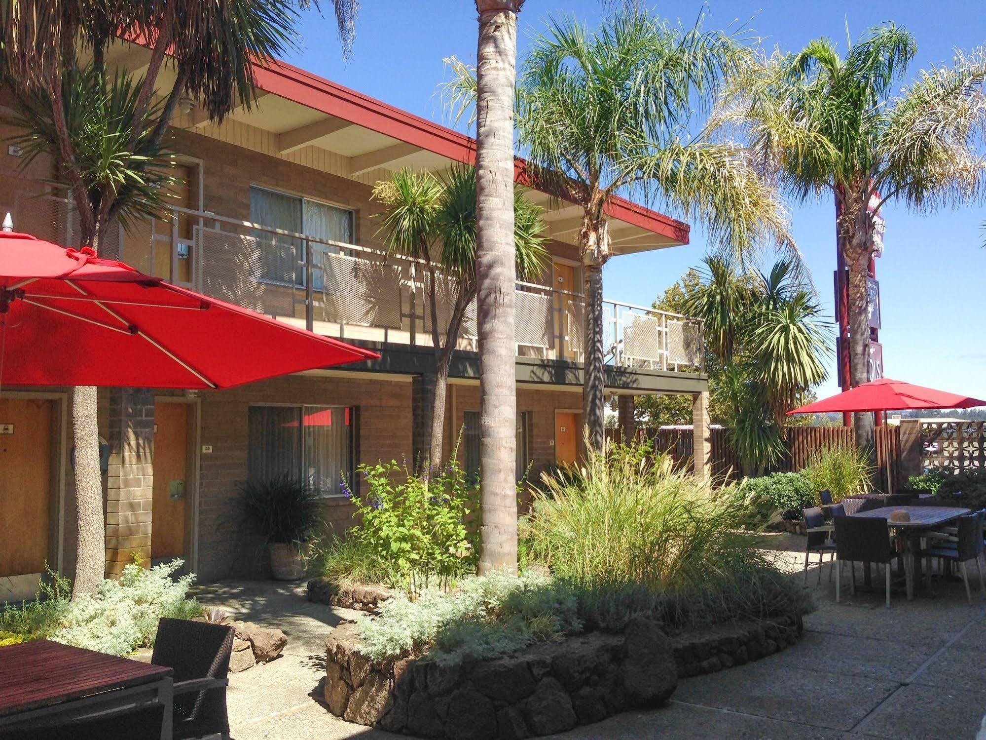 Dr Wilkinsons Backyard Resort And Mineral Springs A Member Of Design Hotels Calistoga Εξωτερικό φωτογραφία